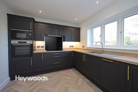 4 bed detached house to rent in Churnet Valley Road, Kingsley Holt, Stoke-on-Trent, Staffordshire - Photo 5