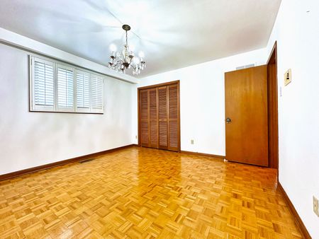 For Lease - 56 Fairchild Avenue, Toronto, Ontario - Photo 2