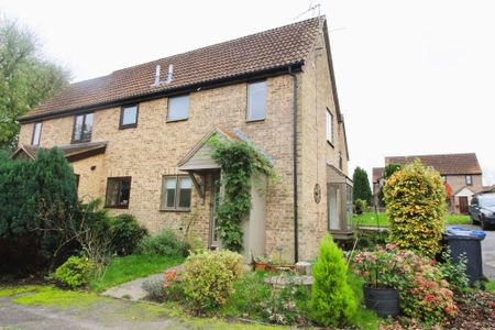 Spicers Close, Burgess Hill, RH15 - Photo 2