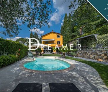 Exclusive Villa with Pool and Panoramic View in Piazzale Michelangelo - Photo 3