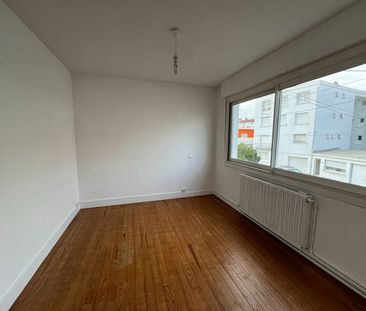 Location Appartement 3 pièces 58m² - Photo 5