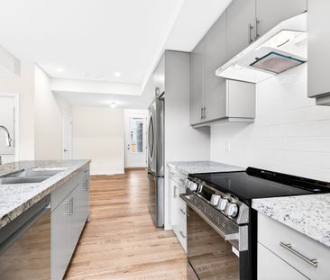 For Lease - 3207 Sixth Line Unit# Unit 2, Oakville, Ontario - Photo 3