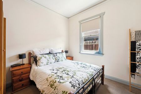 Californian Character Home in East Geelong - Photo 4