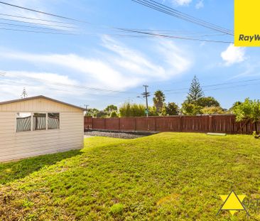 1/2 Northall Road, New Lynn - Photo 1