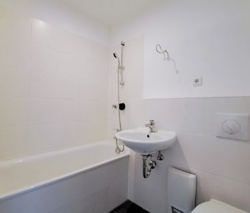 großzügige 2 Zimmerwohnung – Einziehen und Wohlfühlen! - Photo 1