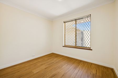 6 Wheatstone Drive, Morley WA 6062 - Photo 4