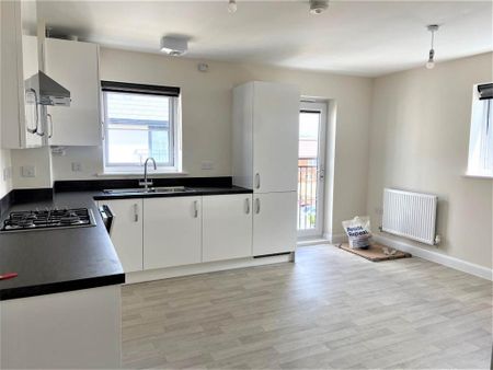 1 bedroom flat to rent - Photo 3