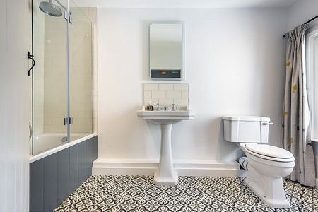 3 bedroom cottage to rent - Photo 2