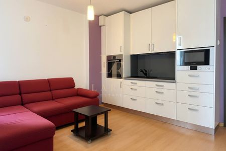 Kawalerka| Metro Wilanowska| 30 m2| Balkon - Photo 2