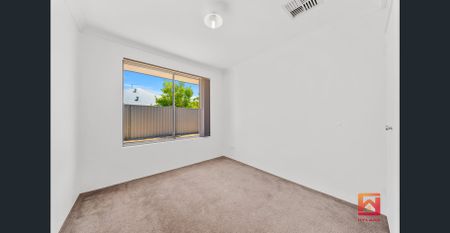 Partially Furnished Family Home in the Heart of Piara Waters - Photo 2