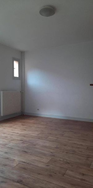 Location appartement 1 pièce 29 m² à Albertville (73200) - Photo 1