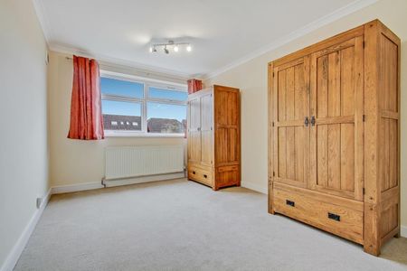 Greville Court, South Vale, Harrow, HA1 3PL - Photo 2