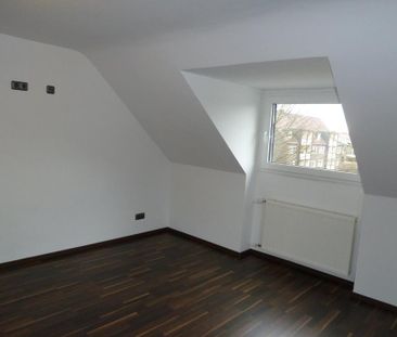 Moderne Dachgeschoss Wohnung - Photo 6