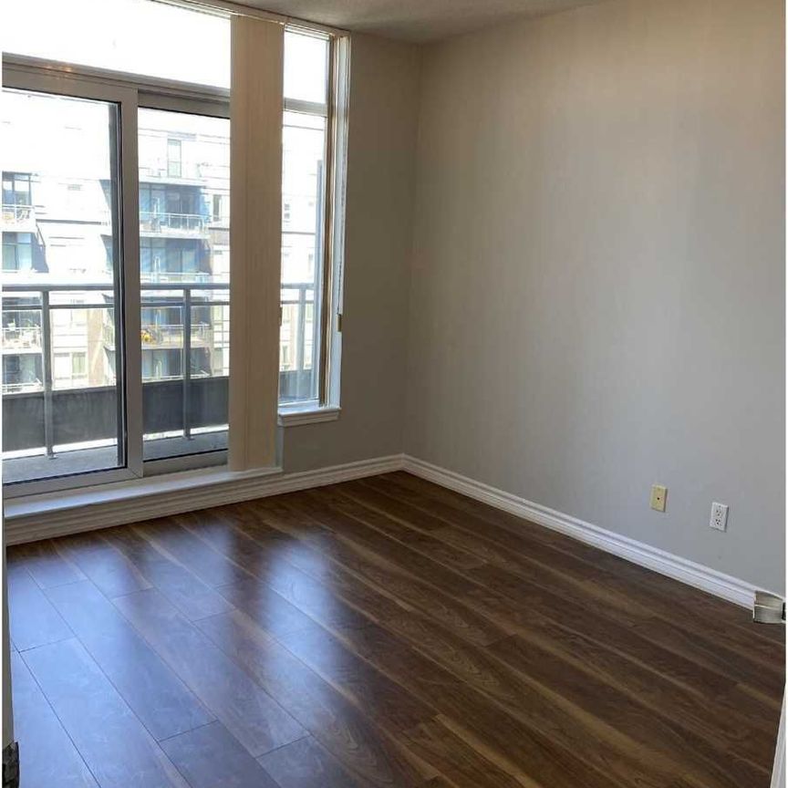 For Lease - 19 Barberry Place Unit# 810, Toronto, Ontario - Photo 1