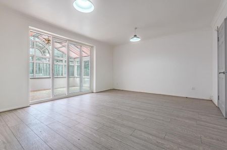 4 bedroom house to rent - Photo 2