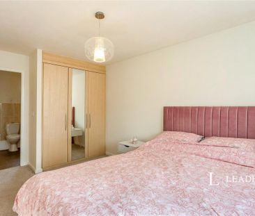 2 bedroom flat to rent - Photo 5