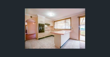 Beautifully Presented 4-Bedroom Home with Multiple Living Areas - Photo 5