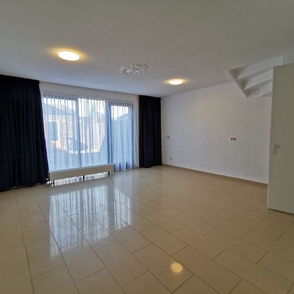 Kerstomaatplantsoen, 1104 VE, Amsterdam - Photo 1