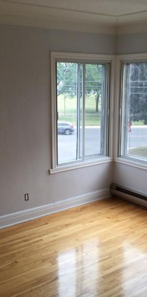 5½ Apartment for Rent Waterfront Lasalle/Verdun - Photo 1
