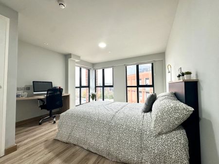 5 Bed Cluster Flat - Photo 5