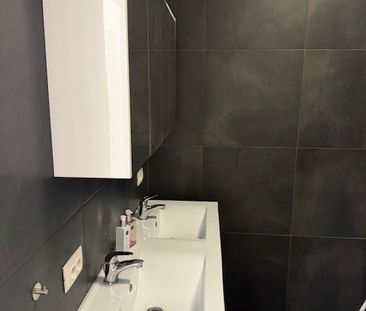 Recent en rustig gelegen 2-slpk appartement in Proosterbos met vlot... - Foto 2