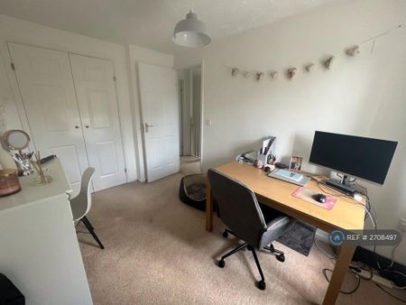 2 bedroom terraced house to rent - Photo 2