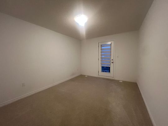 For Lease - 4 Joseph Halbert Place, Caledon, Ontario - Photo 1