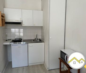 Location Appartement 1 pièce Meublé 21m² NANTES 44000 - Photo 2