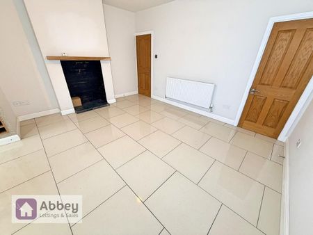 3 bedroom terraced house to rent - Photo 3