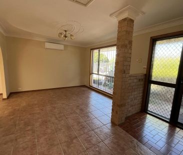 FAMILY HOME WITH LARGE BACKYARD IN EATON - Photo 3