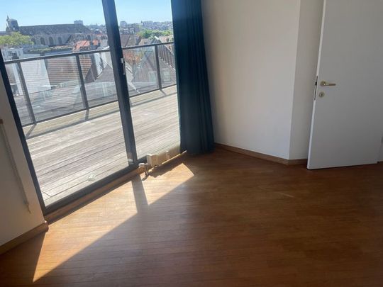 Appartement te huur - Photo 1