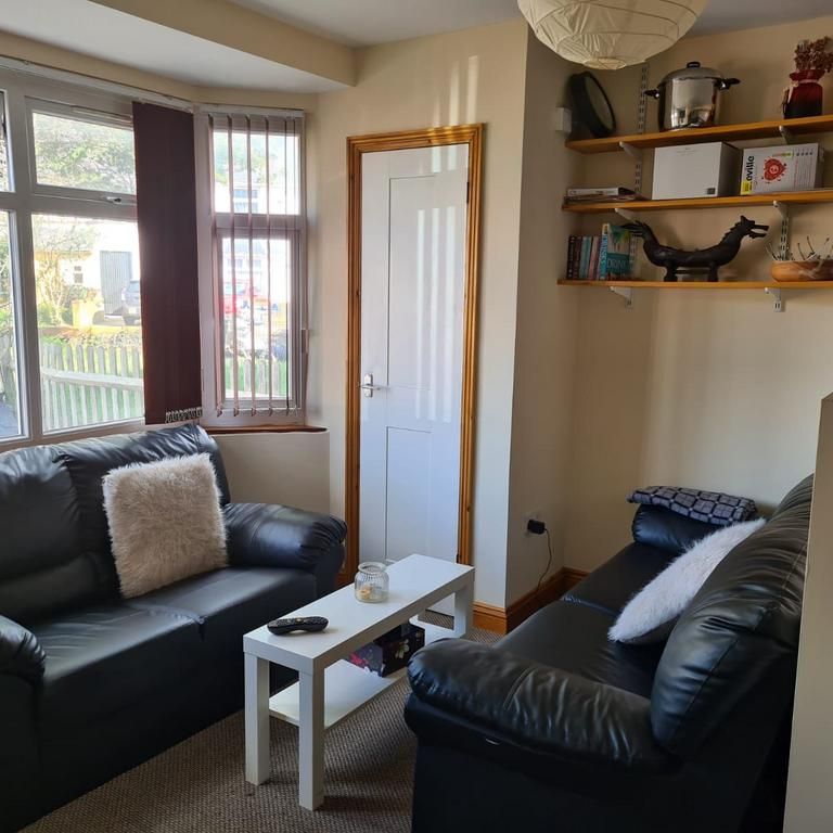 1 bedroom in a house share to rent - Photo 1