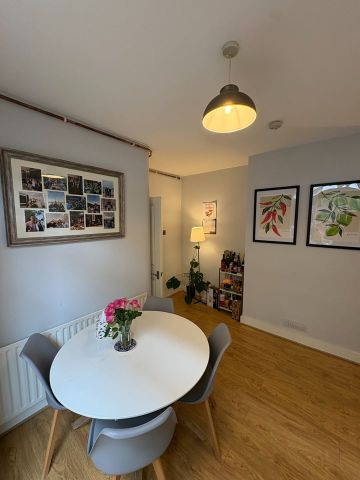 Room in a Shared Flat, Hambalt Road, SW4 - Photo 2