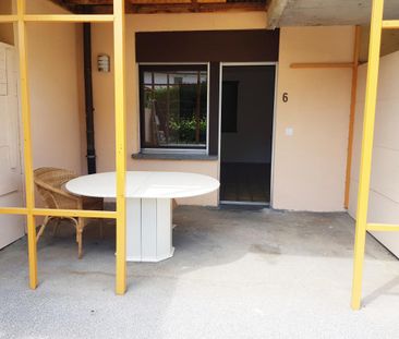 Sierre – Studio avec petite place privée devant et place de parc in... - Photo 2