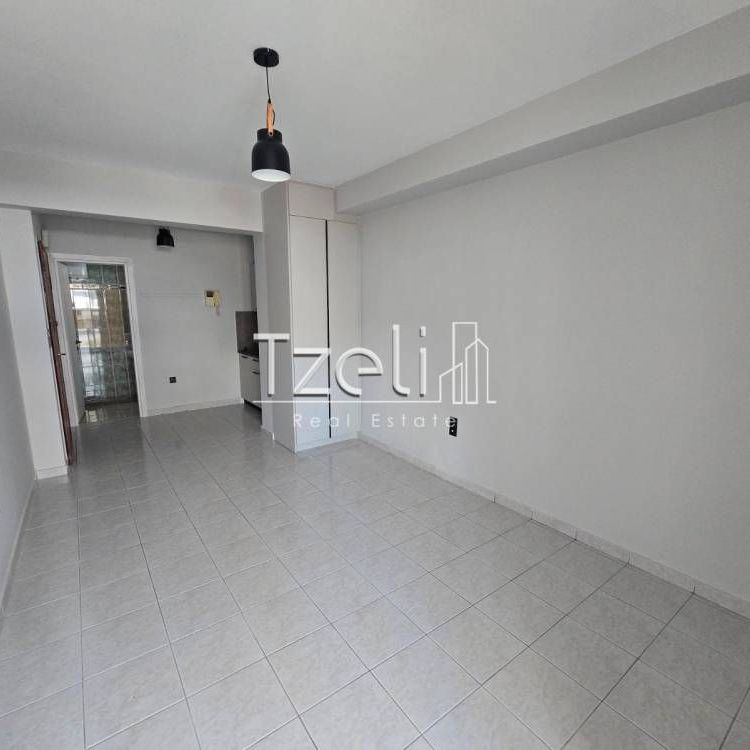 Studio/Γκαρσονιέρα για ενοικίαση Τριών Ναυάρχων - Άγιος Ανδρέας (Πάτρα) - Photo 1