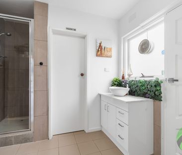 Furnished One Bedroom Apartment - Photo 6