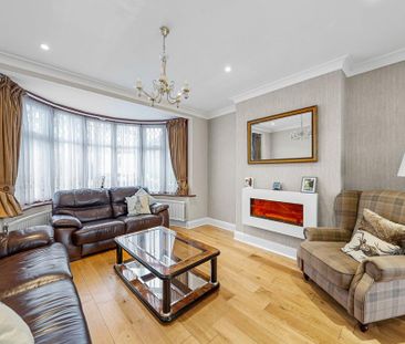 5 bedroom semi-detached house to rent - Photo 3