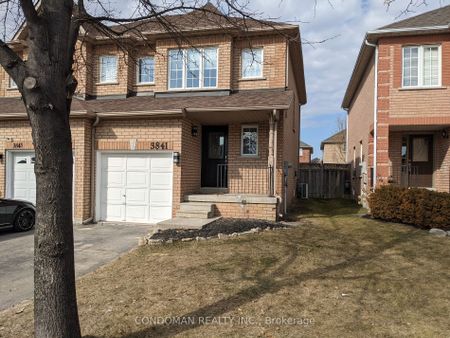 Semi-Detached Home For Lease | W8103534 - Photo 5