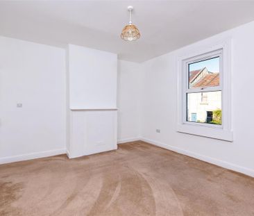 2 bedroom house to rent - Photo 2