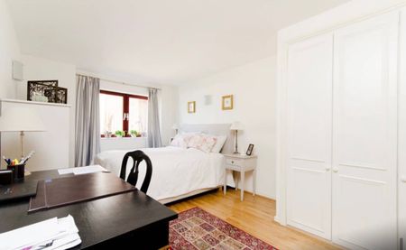 2 Bed Flat, Sailmakers Court, SW6 - Photo 4