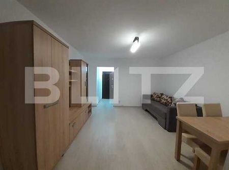 Garsoniera, 30 mp, decomandata, balcon, zona strazii Grigore Alexandrescu - Photo 2