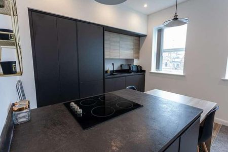 Stonecross House, Churchgate, Bolton, BL1 - Photo 4