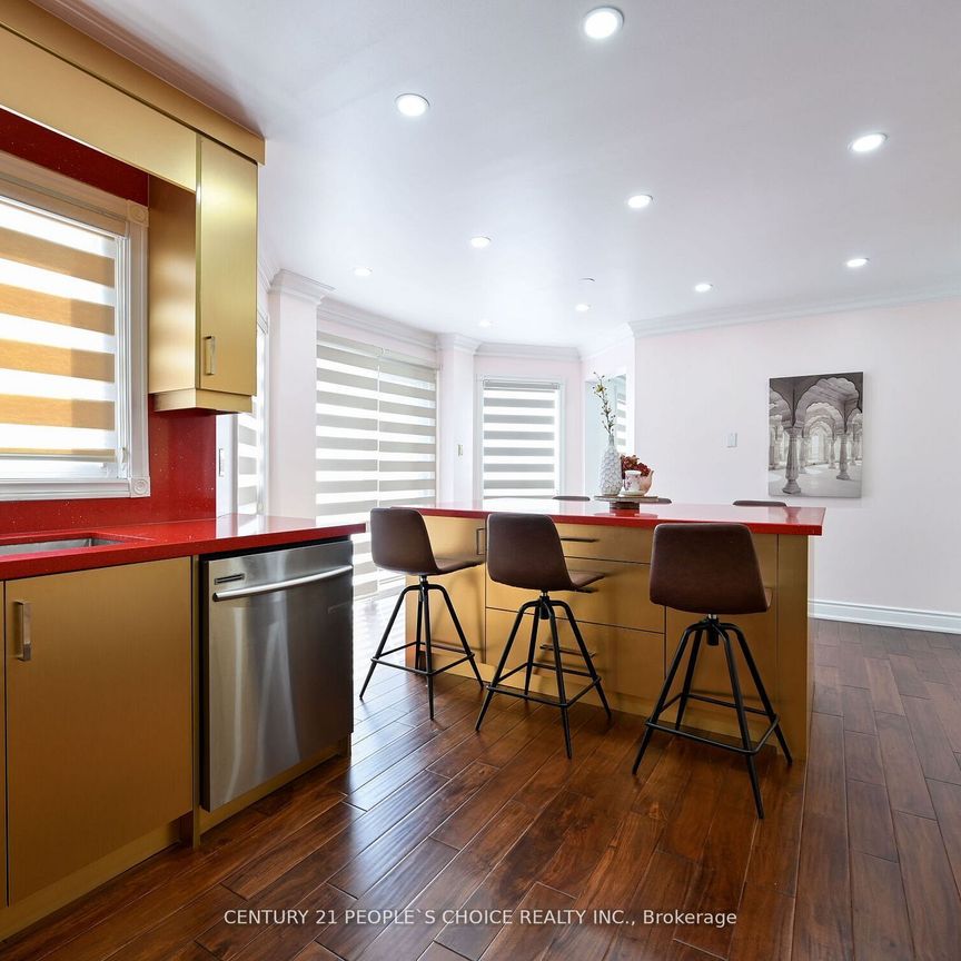 For Lease - 6008 Grossbeak Drive, Mississauga, Ontario - Photo 1