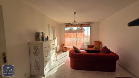 Location Appartement 1 pièce 37m² CHAMALIERES 63400 - Photo 2