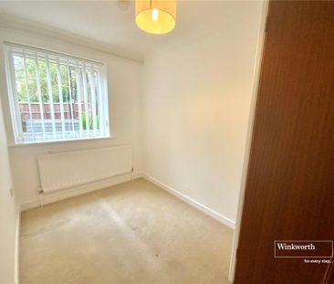 4 bedroom semi-detached house to rent - Photo 6