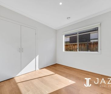 Spacious Family Home in Sought-After Saratoga Estate - Photo 1