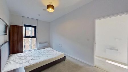 3 bedroom flat to rent - Photo 2