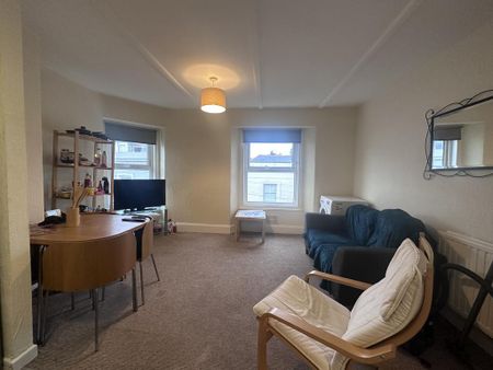 2 bedroom house share to rent - Photo 2