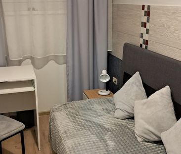 mazowieckie, Warszawa, Praga-Północ, Radzymińska - Zdjęcie 6