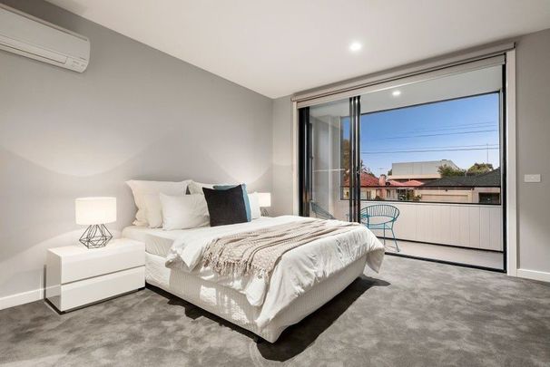 Modern Family Living - Photo 1